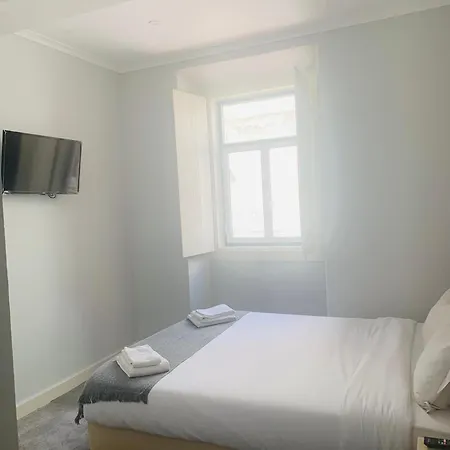 Проживання в сім'ї Sb Family Host Лісабон