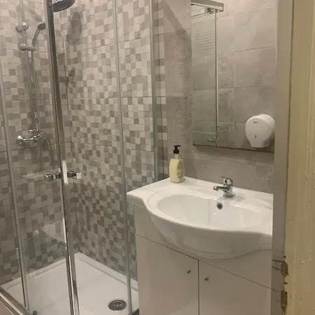 Sb Family Host Pansiyon *